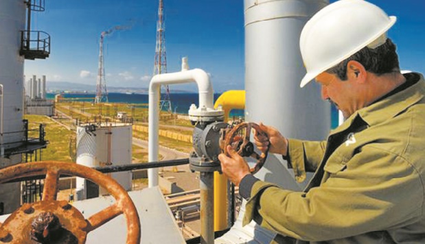 Algérie, une économie pétrolière aux abois