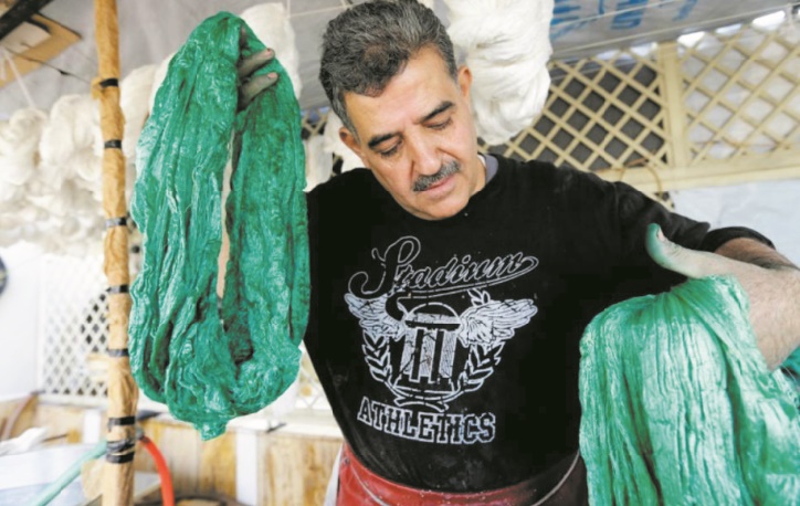 Sur les toits de Damas, les rêves désenchantés d'un artisan de la soie