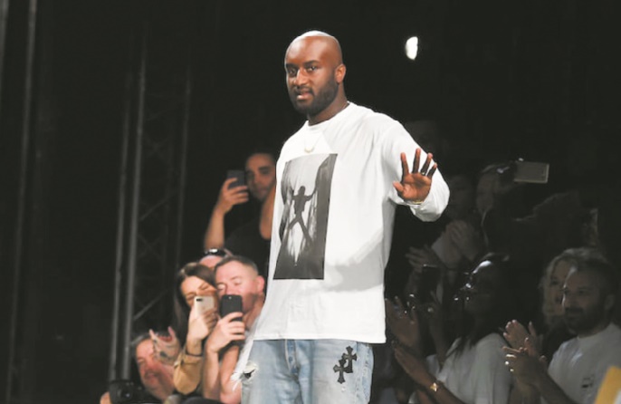 Virgil Abloh, coqueluche de la mode et idole des “millennials” Virgil Abloh, coqueluche de la mode et idole des “millennials”