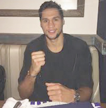 Boxe :  Ahmed El Mousaoui surclasse le Russe Evchenko