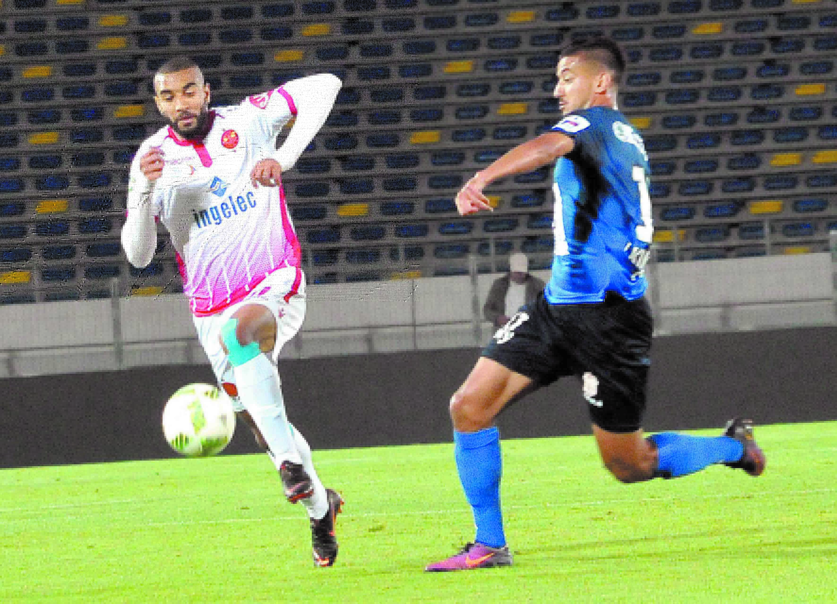 Le WAC force un précieux  nul  à Conakry Le WAC force un précieux  nul  à Conakry