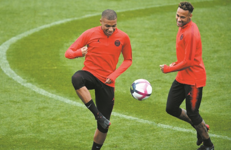 Ligue des champions : Mercato contrarié pour Paris, ambitieux pour Liverpool