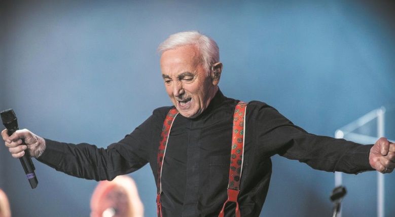 Charles Aznavour: Soixante ans en haut de l'affiche autour du monde