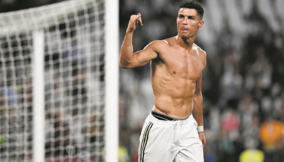 Cristiano Ronaldo, apollon bling-bling forgé dans l'adversité Cristiano Ronaldo, apollon bling-bling forgé dans l'adversité