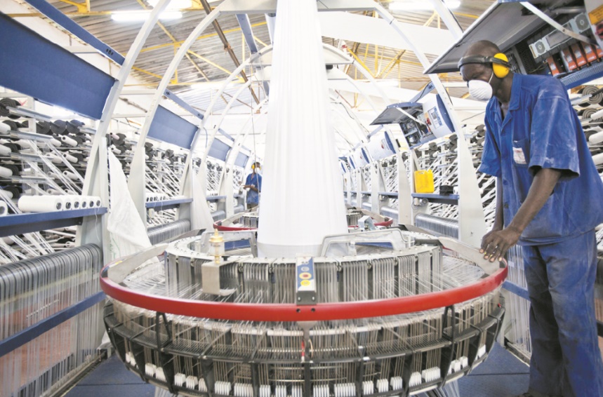 Les trois voies de l’industrialisation en Afrique Les trois voies de l’industrialisation en Afrique