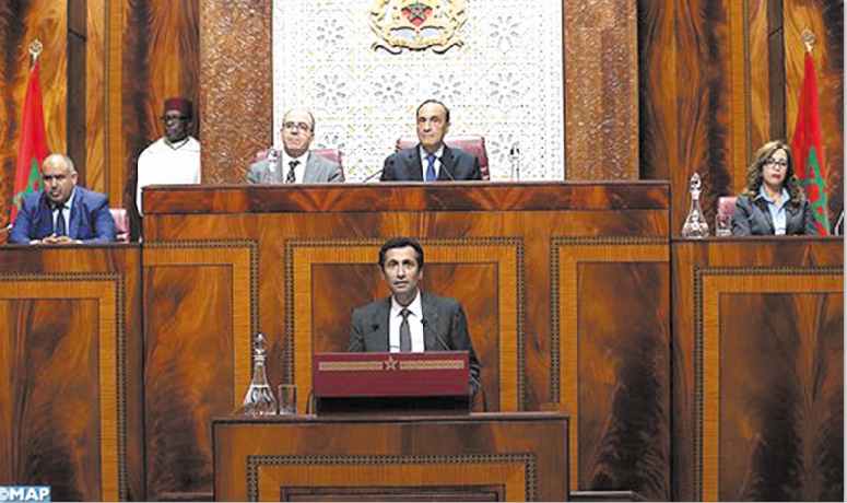 Le projet de loi de Finances présenté devant les deux Chambres du Parlement réunies en séance commune