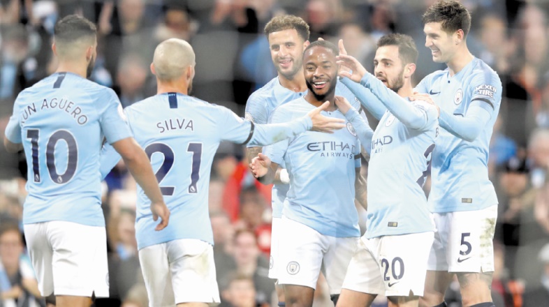 Premier League : Manchester City à pleine vitesse, Chelsea s'accroche