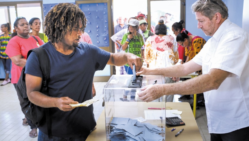 La Nouvelle-Calédonie choisit la France La Nouvelle-Calédonie choisit la France