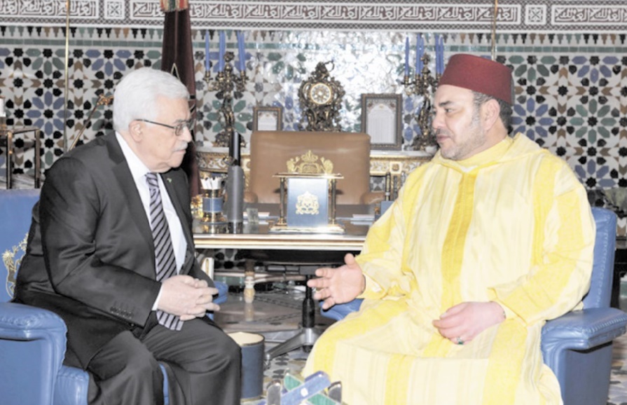 S.M le Roi et le Président  palestinien Mahmoud Abbas.