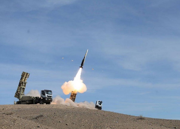 L'Iran déterminé à poursuivre ses essais de missiles