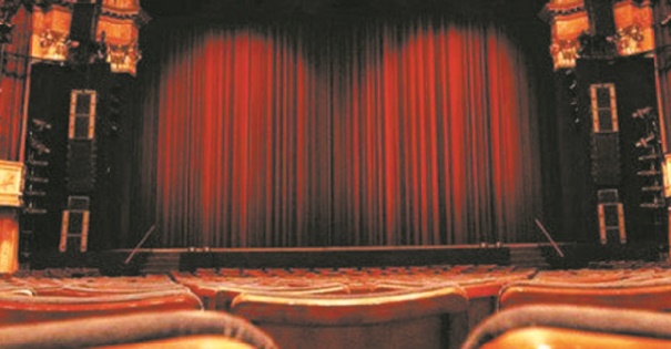 Festival national du théâtre “Nissyan”, l'histoire d'une femme tiraillée entre modernité et traditions