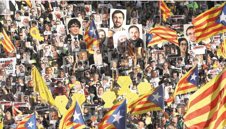 Routes coupées pour protester contre le procès des indépendantistes catalans