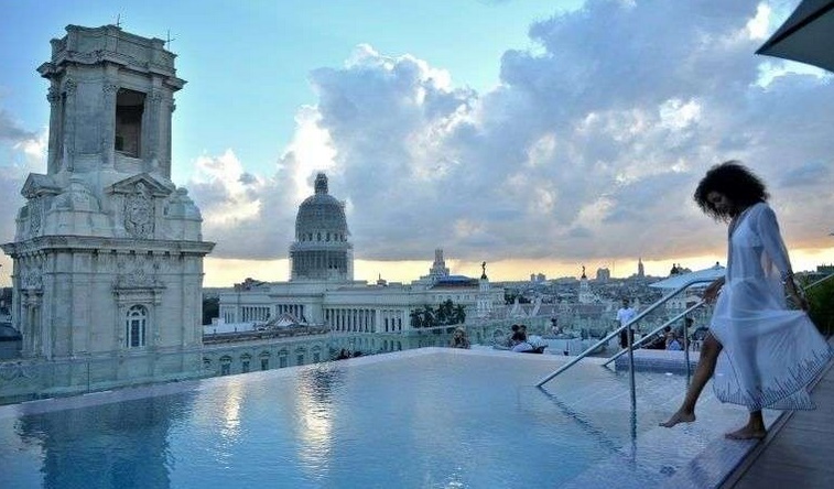 Cuba charme les touristes fortunés