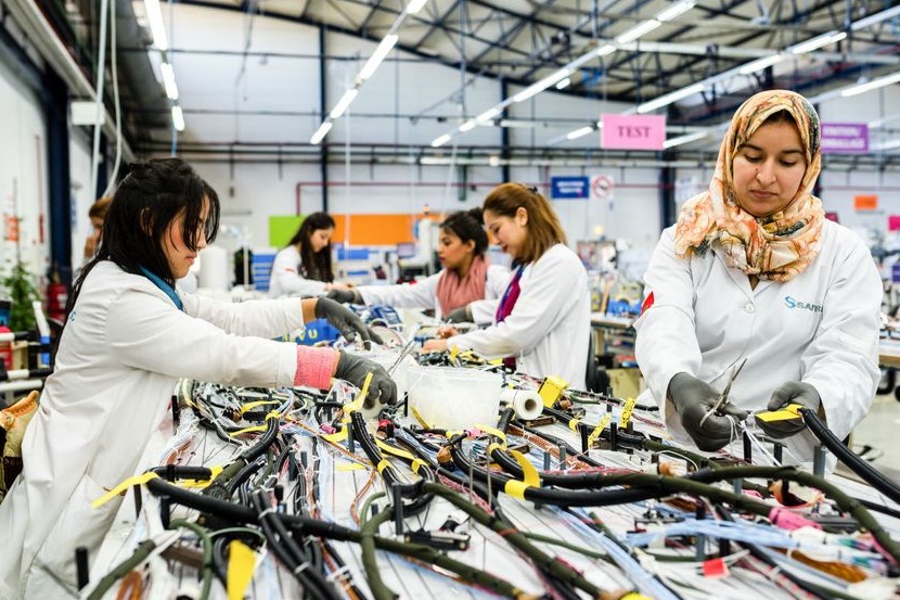 Des hommes, des hommes … il n’y en a que pour les hommes Des hommes, des hommes … il n’y en a que pour les hommes