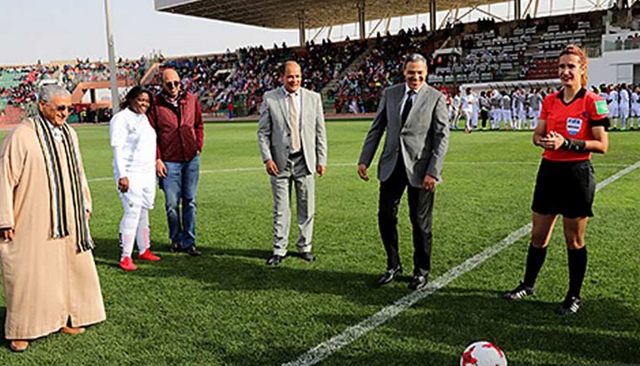 D'anciennes joueuses du FC Barcelone à Laâyoune pour encourager le football féminin au Maroc
