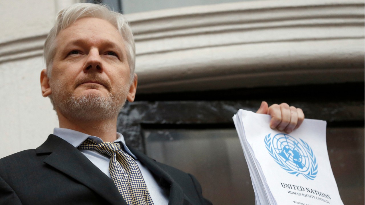 Julian Assange, de héraut de la transparence à fugitif controversé