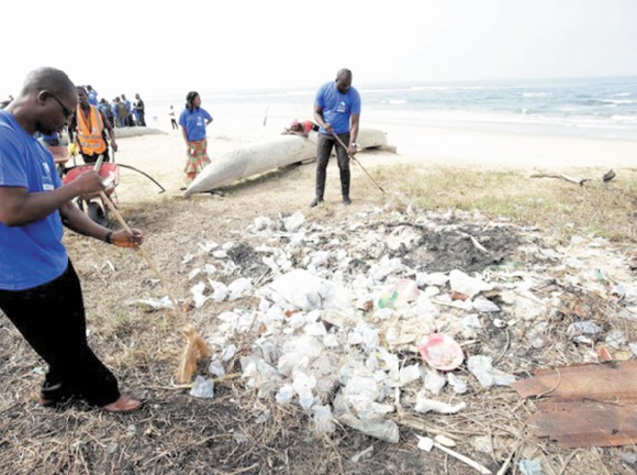 Sur les traces du mystère du "plastique perdu" dans les Océans