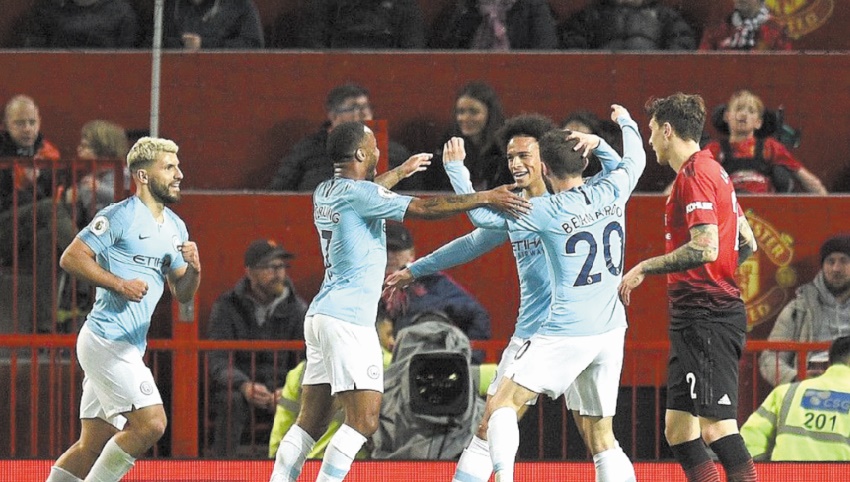 Premier League : City gagne la bataille des Manchester et se dirige vers le titre