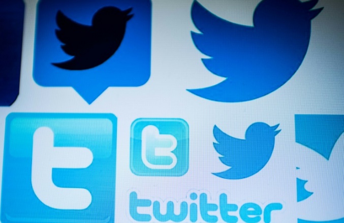 Les usagers américains de Twitter en moyenne plus jeunes et plus diplômés