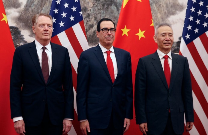 Commerce: Pékin et Washington échangent les menaces avant la reprise des négociations
