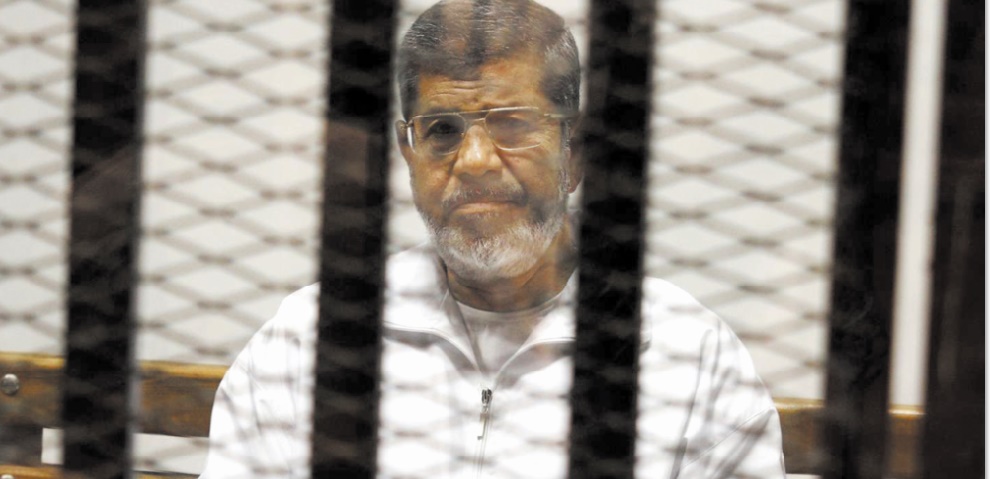 L'ex-président égyptien Morsi enterré discrètement et sous haute sécurité
