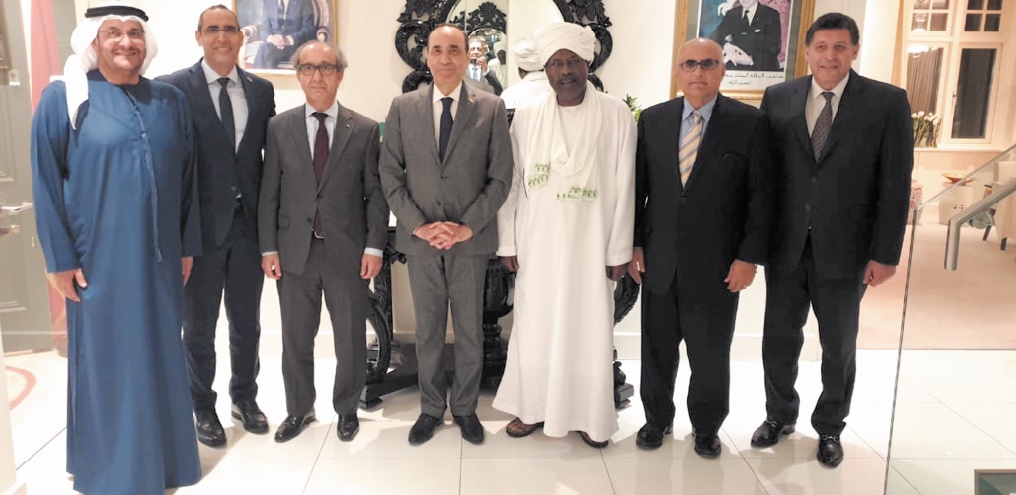 Le président de la Chambre des représentants rencontre le corps diplomatique arabe accrédité à Dublin