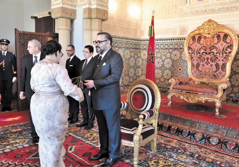 S.M le Roi nomme de nouveaux ambassadeurs et reçoit des ambassadeurs étrangers venus prendre congé du Souverain