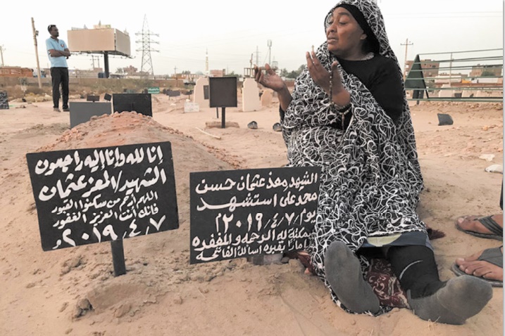 Le lourd prix de la révolution pour les familles soudanaises en deuil