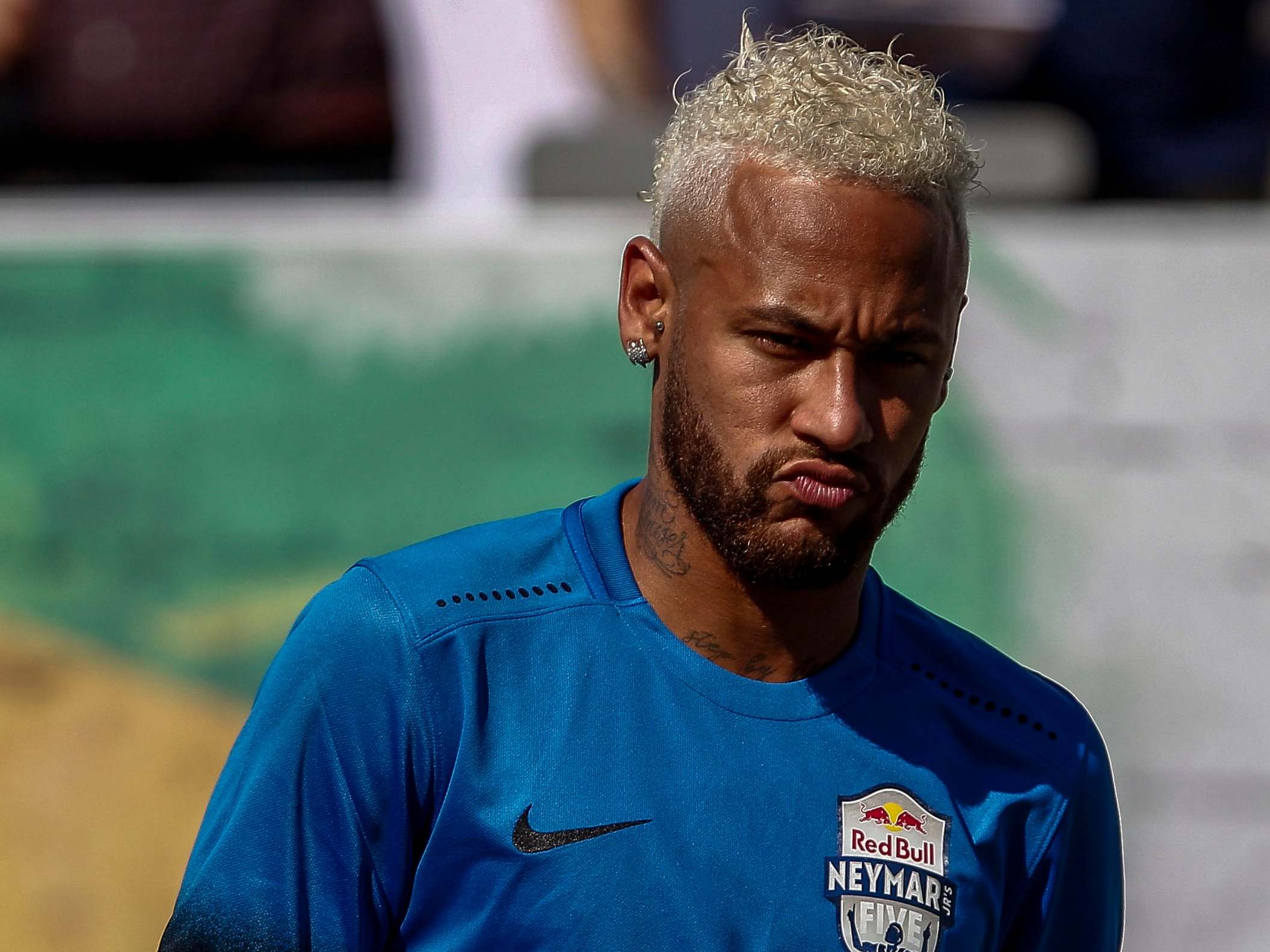 Djorkaeff :  Les bruits du mercato ne sont pas un problème pour Neymar