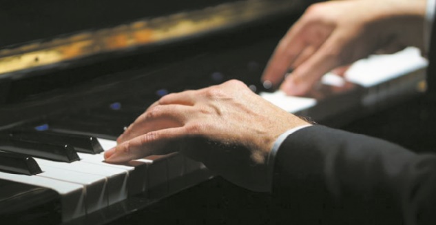 Parkinson : Jouer du piano pourrait réduire vos tremblements