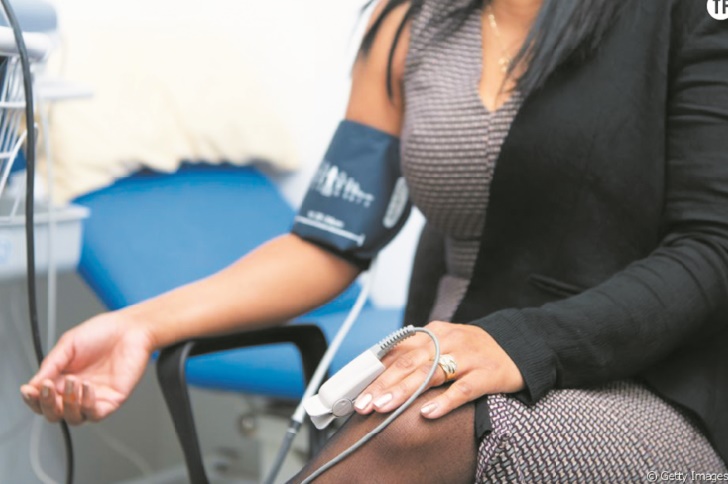 Les femmes seraient diagnostiquées plus tardivement que les hommes
