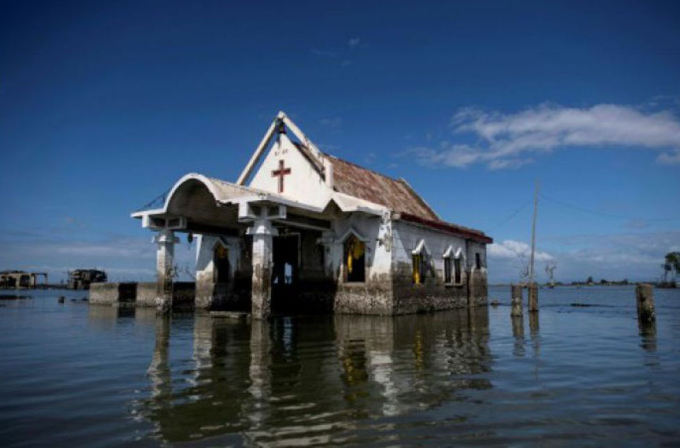 Aux Philippines, ces villages qui s'enfoncent inexorablement dans le sol