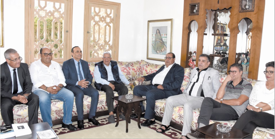 Conduite par Driss Lachguar, une délégation de l’USFP rend visite à Mohamed Elyazghi