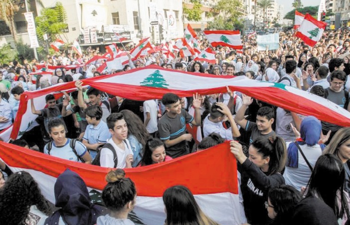 Ecoliers et étudiants mobilisés pour poursuivre la contestation au Liban