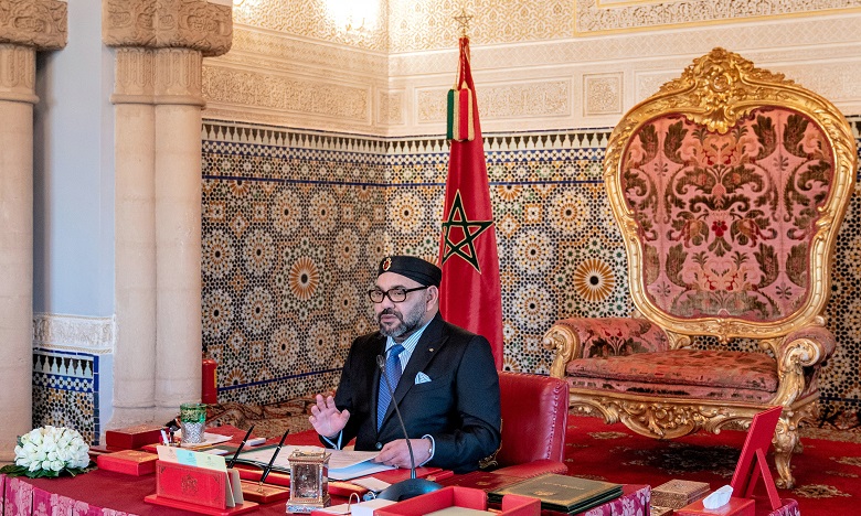 Sa Majesté le Roi préside un Conseil des ministres