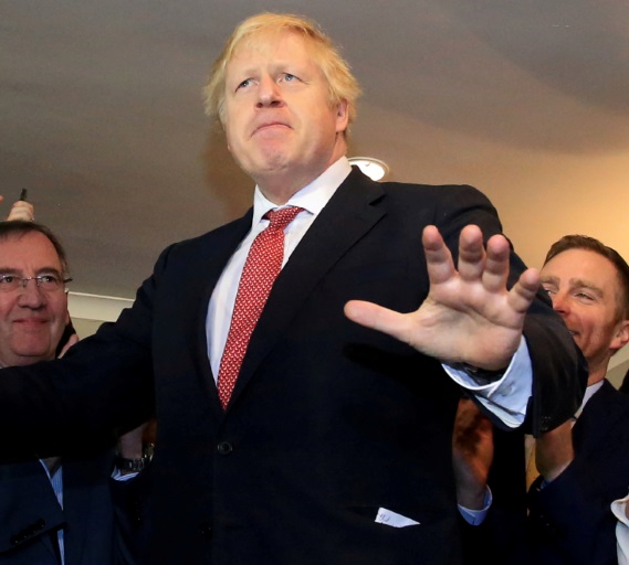 Après sa victoire, Johnson met son équipe en marche pour le Brexit