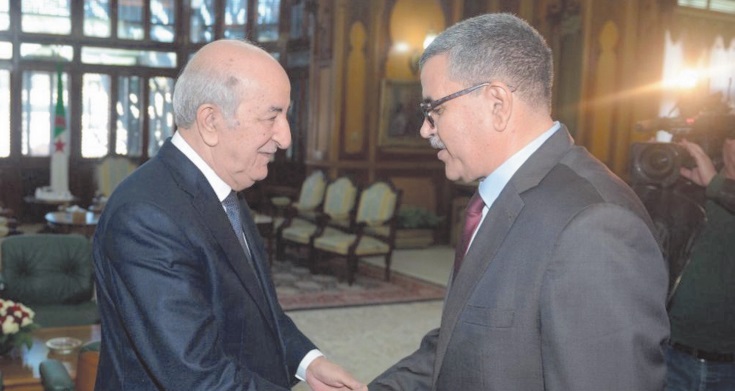 Un universitaire au poste de Premier ministre en Algérie