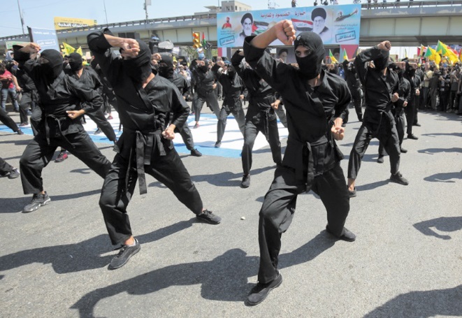 Des raids meurtriers américains contre une faction pro-Iran suscitent l'indignation en Irak Des raids meurtriers américains contre une faction pro-Iran suscitent l'indignation en Irak