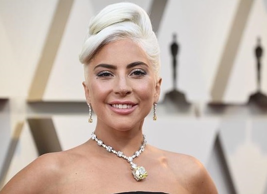 Lady Gaga en larmes évoque ses viols à répétition face à Oprah Winfrey