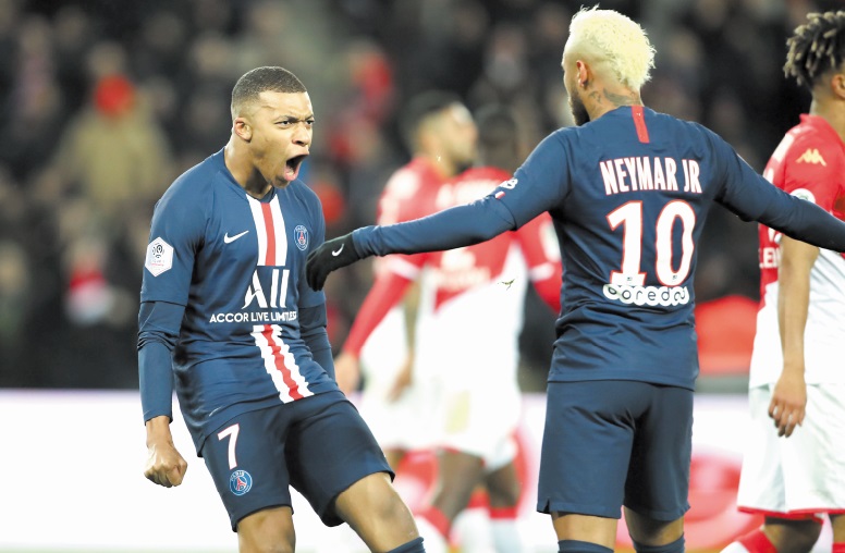 Mbappé et Neymar, joueurs les plus chers des clubs champions en Europe