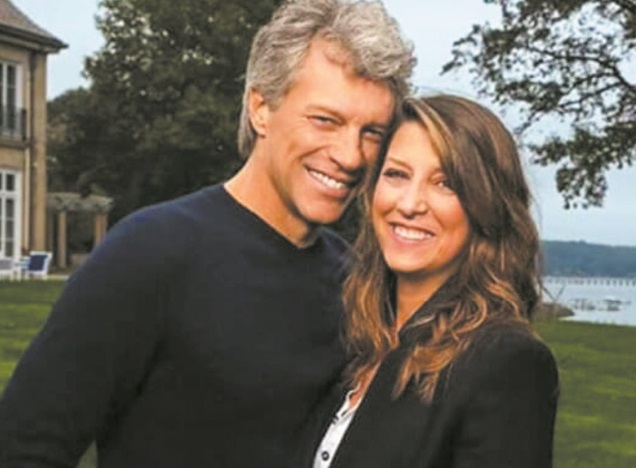 Ces stars mariées à leur amour de jeunesse Ces stars mariées à leur amour de jeunesse