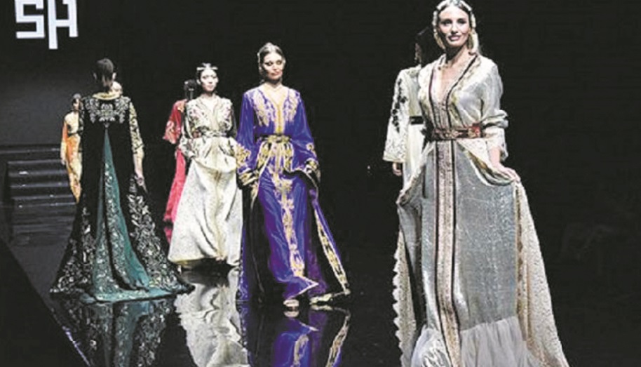Le caftan marocain brille de mille feux à Paris Le caftan marocain brille de mille feux à Paris