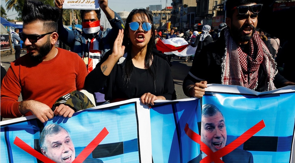 Les manifestants dans la rue malgré les promesses du Premier ministre irakien désigné
