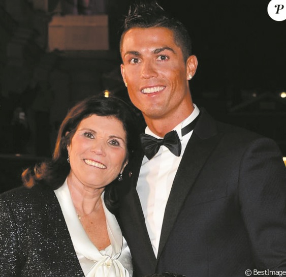 Cristiano Ronaldo à Madère pour voir sa mère, victime d’un AVC