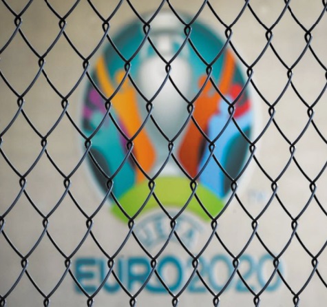 Exit l'Euro-2020, le foot se résigne à un Euro-2021