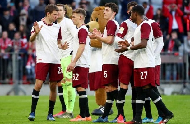 Les joueurs allemands disent oui à une baisse de salaire Les joueurs allemands disent oui à une baisse de salaire