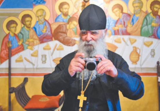 ​Frère Jean, ex-photographe de mode devenu moine orthodoxe dans les Cévennes