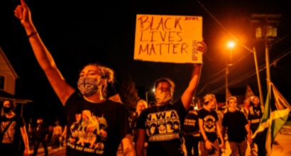 Les reports de matches se multiplient aux Etats-Unis en manifestation contre le racisme Les reports de matches se multiplient aux Etats-Unis en manifestation contre le racisme