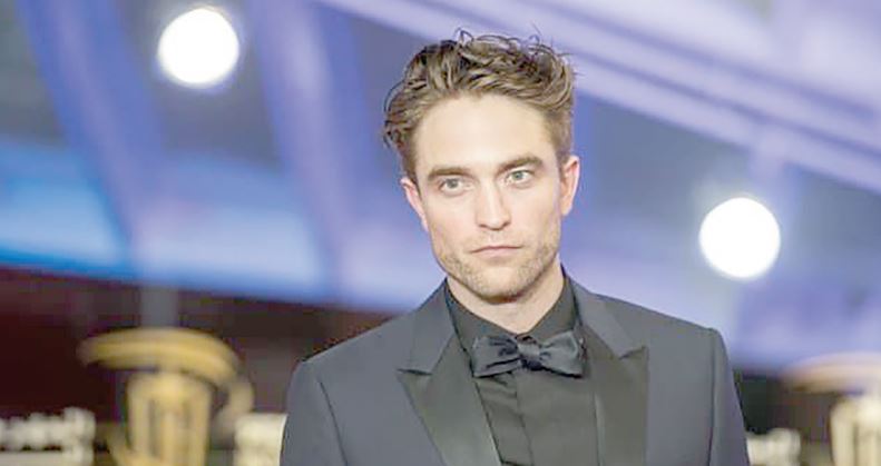 Le tournage de Batman arrêté Pattinson serait positif au Covid-19