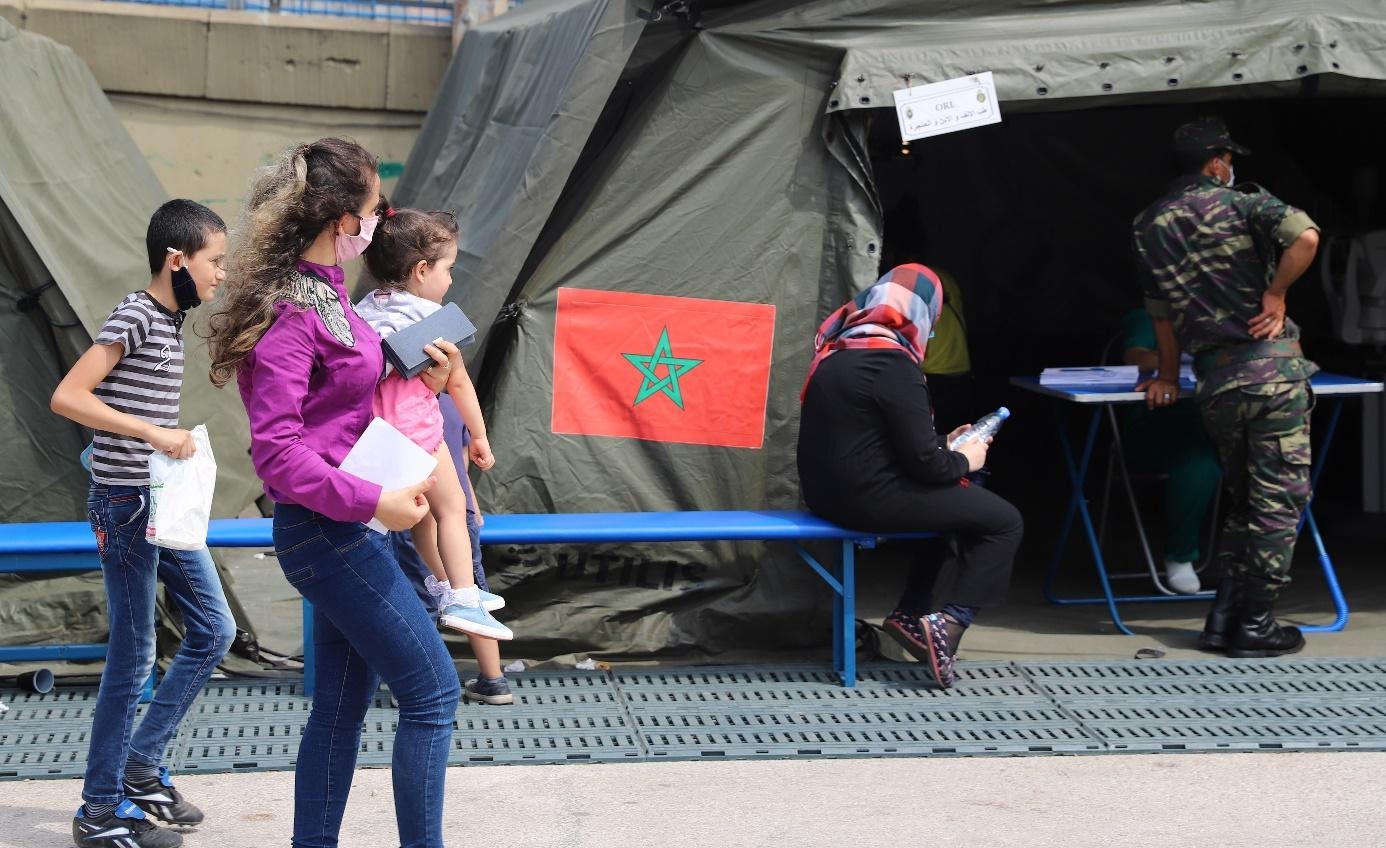 Grande affluence des Beyrouthins au service d'orthopédie de l'hôpital militaire marocain